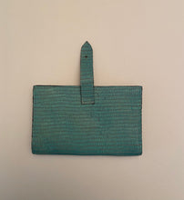 Load image into Gallery viewer, Woman’s Wallet
